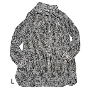 DKNYC Black and White Patterned Blouse